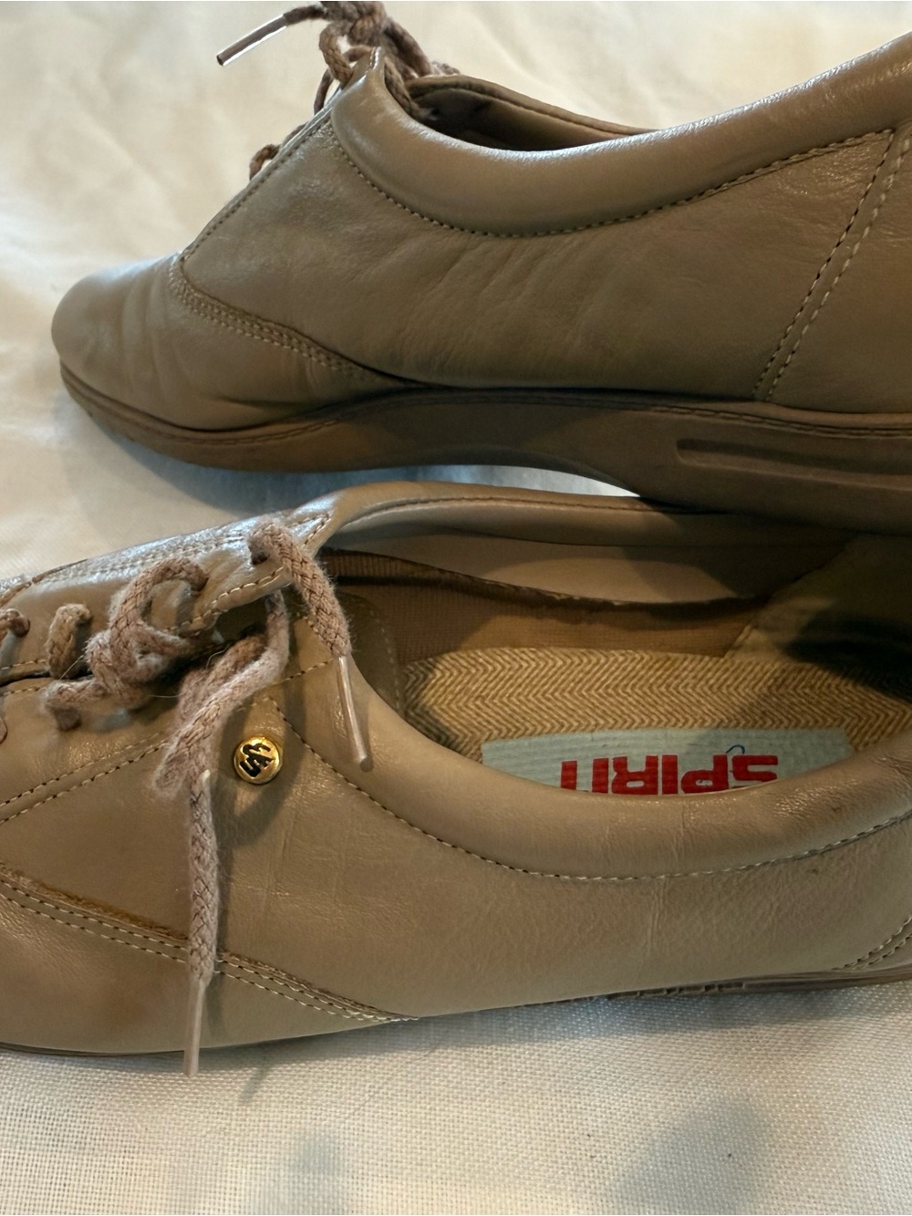 Easy Spirit Women's Taupe Lace-Up Flats - Picture 3 of 5